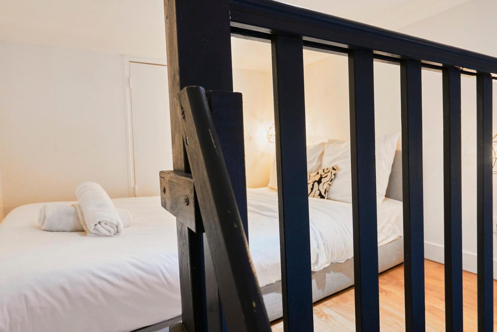 Bright 3-Bedroom 2-Bathroom Flat. Lille Exteriör bild