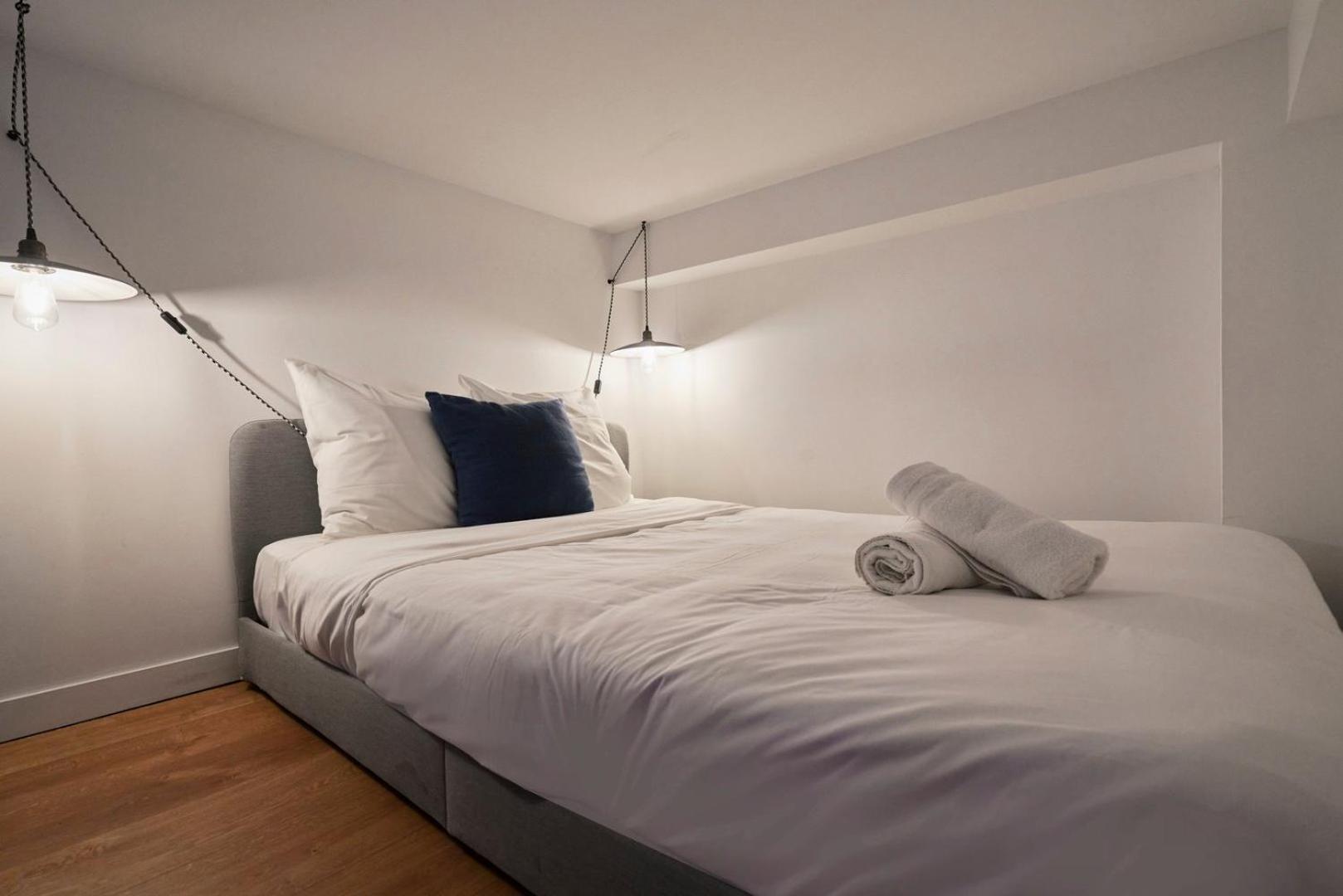 Bright 3-Bedroom 2-Bathroom Flat. Lille Exteriör bild